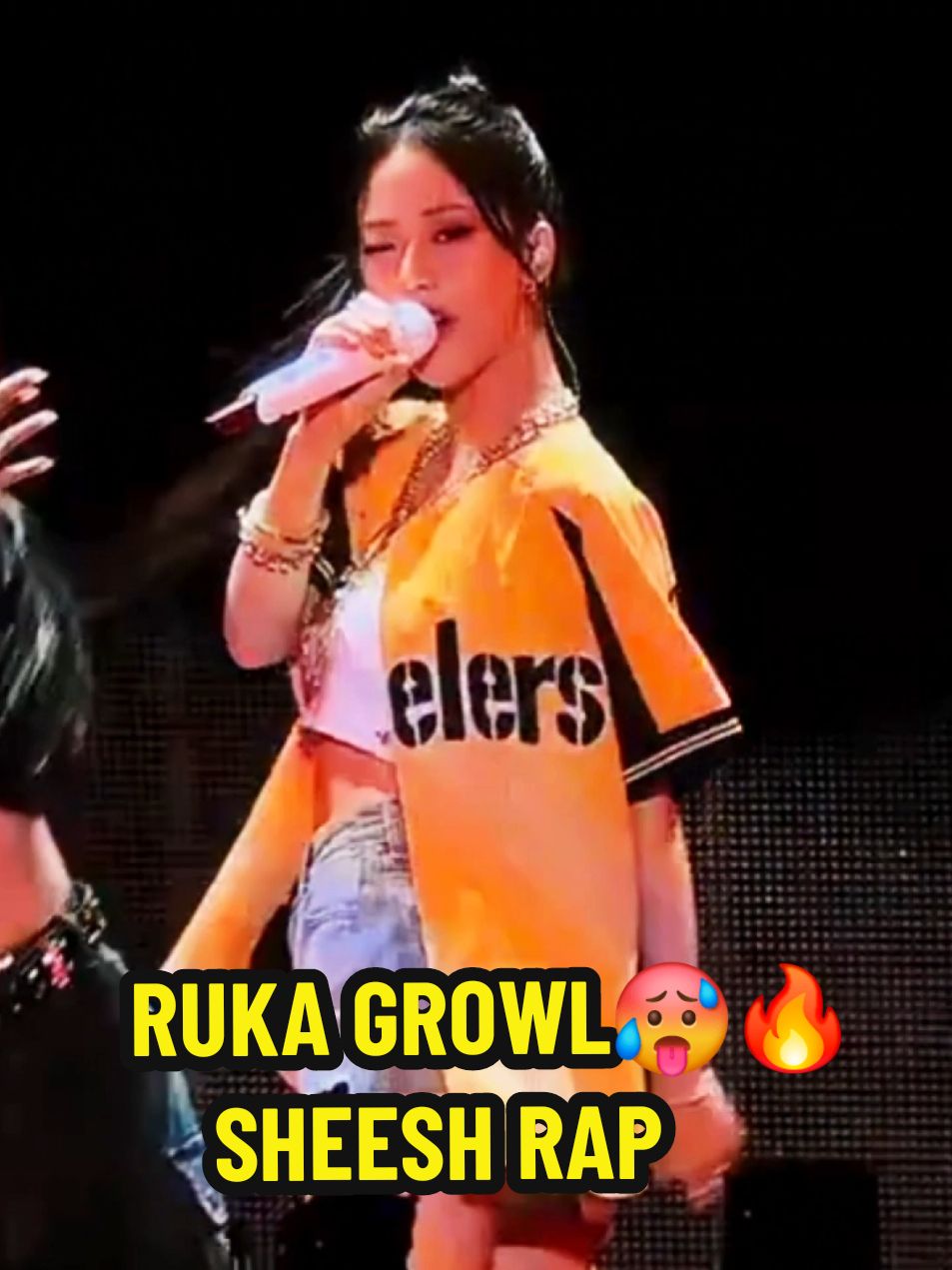 #babymonster #RUKA RUKA GROWL!! RUKA RAP SHEESH at 2NE1 CONCERT TOKYO JAPAN with ahyeon 🔥🔥 Babmonster at 2NE1 concert JAPAN Ruka blackjack _ Cr: a_h_y_n #RUKA #BABYMONSTER #2NE1 #2NE1_WELCOMEBACKinTokyo #2ne1concertjapan #루카 #베이비몬스터 #babymonsteryg #YG   