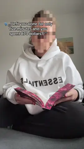 never let me alone in a thalia! #books #BookTok #thalia #fyyy #viral #büchertok #catchingbeauty #shatterme #unravelme #culpamia #wiedieruhevordemsturm #nurnocheineinzigesmalitendswithus 