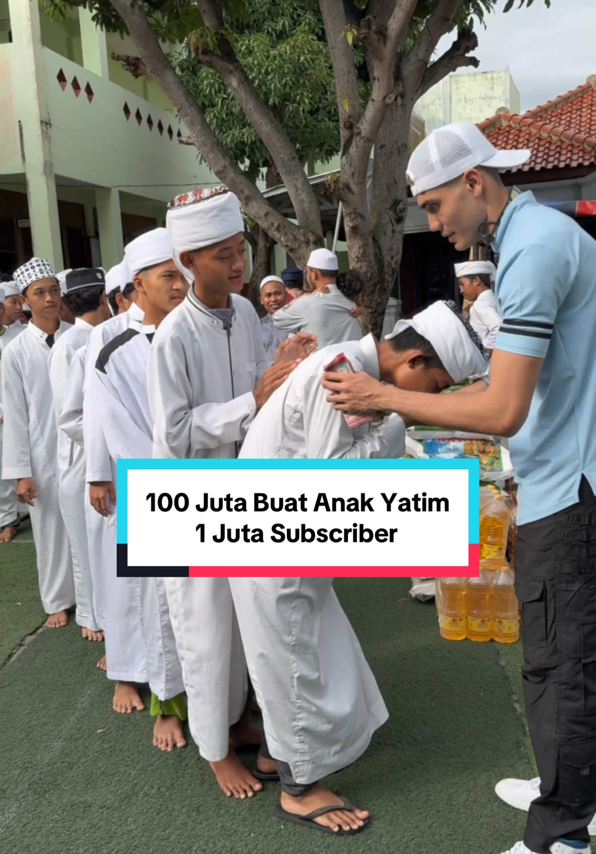 Alhamdulillah Akhirnya Hasratku Memberi 100 Juta Buat Anak Yatim Di Makbuli Allah  #aisarkhaledd #indonesia #masukberanda 