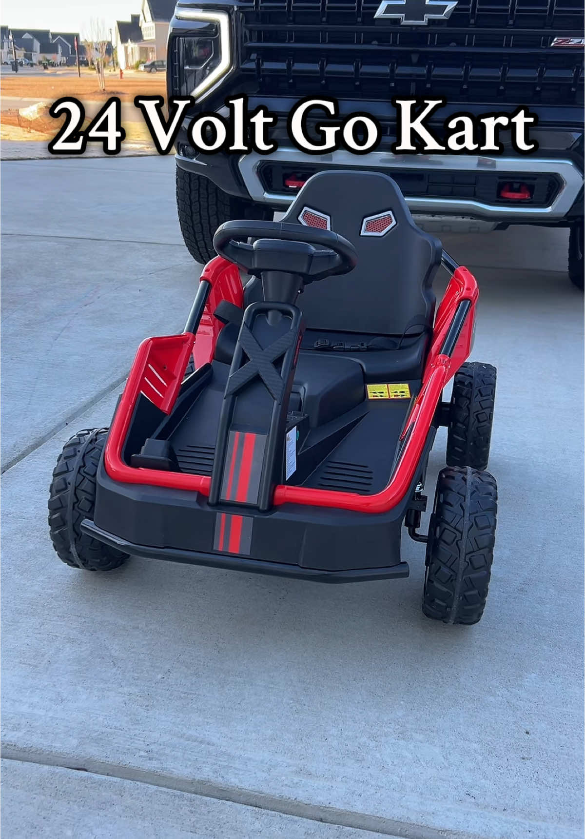 This go kart is at a great price for Christmas! #gokart #rideoncar #toys #christmasgift 