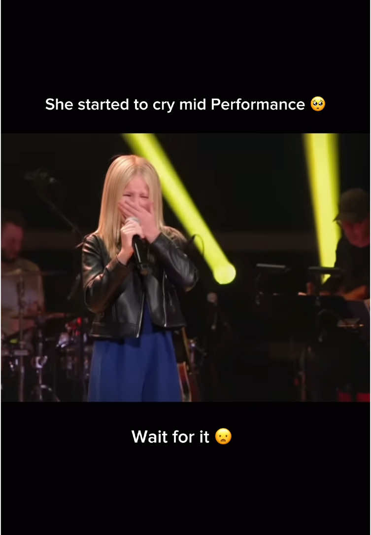 Lara 11 - Shake it of #thevoice #thevoicekids #thevoiceglobal #talent #viral #trend #fyp #germany #funnyy #emotional #taylorswifttok #11 #lara 