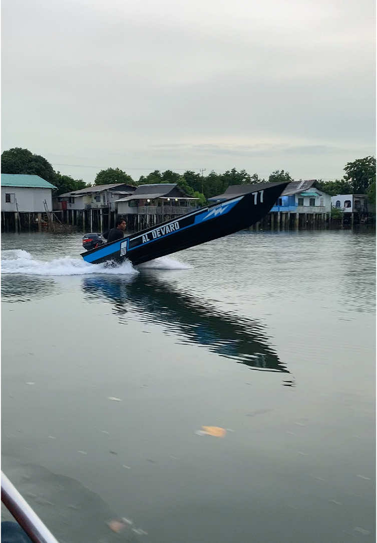 AL-DEVARO  ⚡️⚡️  @Haris @yoms @Akbar  #fyp#foryoupage#batam#speedboat