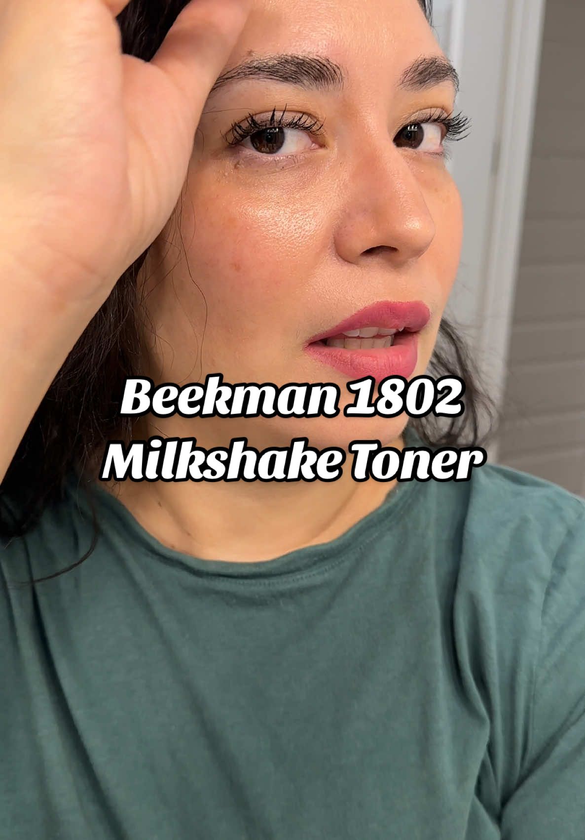 We are all seeing this right? 😮✨ #beekman1802 #milkshaketoner #toner #facialspray #settingspray #hydratedskin #minimalistmakeup #holidayhaul #tiktokshopfinds #giftguide #tiktokshopholidaydeals 