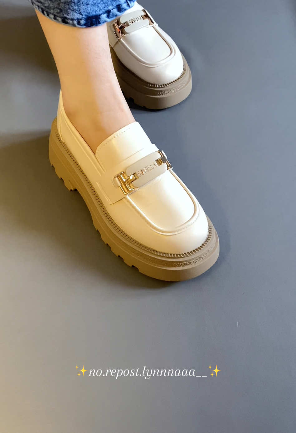 aslinya cakep poll😍 #sepatucantik #sepatuwanita #sandalwanita #sepatu #trending #fashiontiktok #videoviraltiktok #sandalaesthetic #sandalcantik #rekomendasi #sandalcantik #fashion #OOTD #videoviral #sepatuwanita 