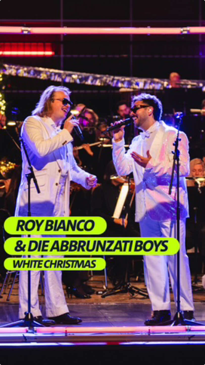 Schon gehört? Roy Bianco & Die Abbrunzati Boys haben zusammen mit dem Münchner Rundfunkorchester den X-Mas-Classic “White Christmas” von Bing Crosby neu interpretiert. Das komplette Video gibt’s in der ARD Mediathek und auf YouTube. ❄️🎄❄️    @abbrunzatissima #roybiancounddieabbrunzantiboys #orchester #rundfunkorchester #weihnachten #coversong #weihnachtslied #christmassong #whitechristmas #advend #cover #covered 