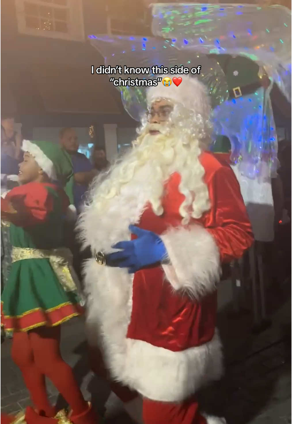 Santa was going crazy🤣 #carribeanstyle #christmas #curacao #foryou #foryoupage #voorjou #blowthisup #viral #santa #blowthisupforme 