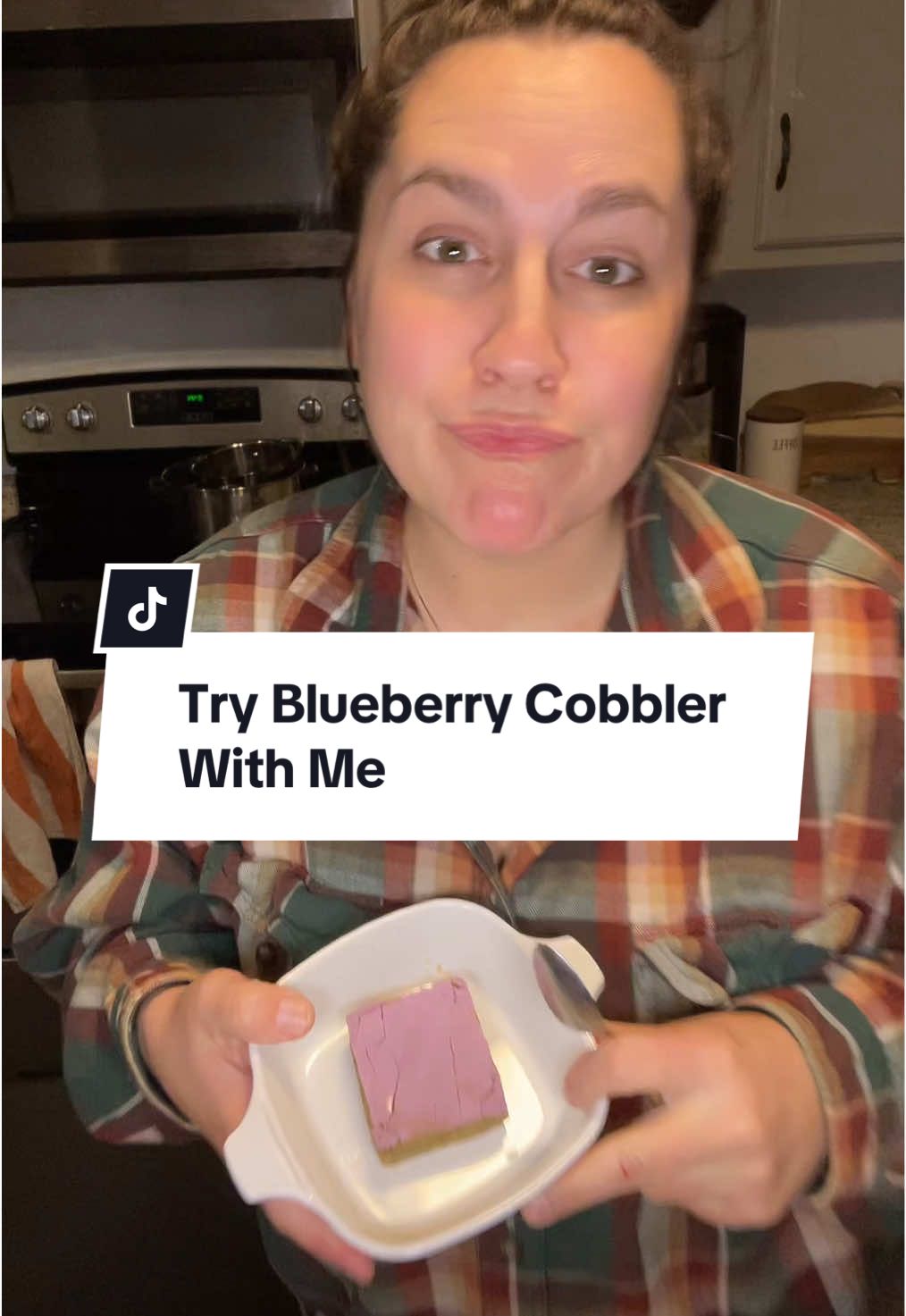 Let’s try these protein bites that EVERYONE and their mother are talking about.  Blueberry Cobbler for tonight!  Which is your favorite? #proteinbites #primebitesbrownies #protein #proteinsnack #highprotein #quicksnack 