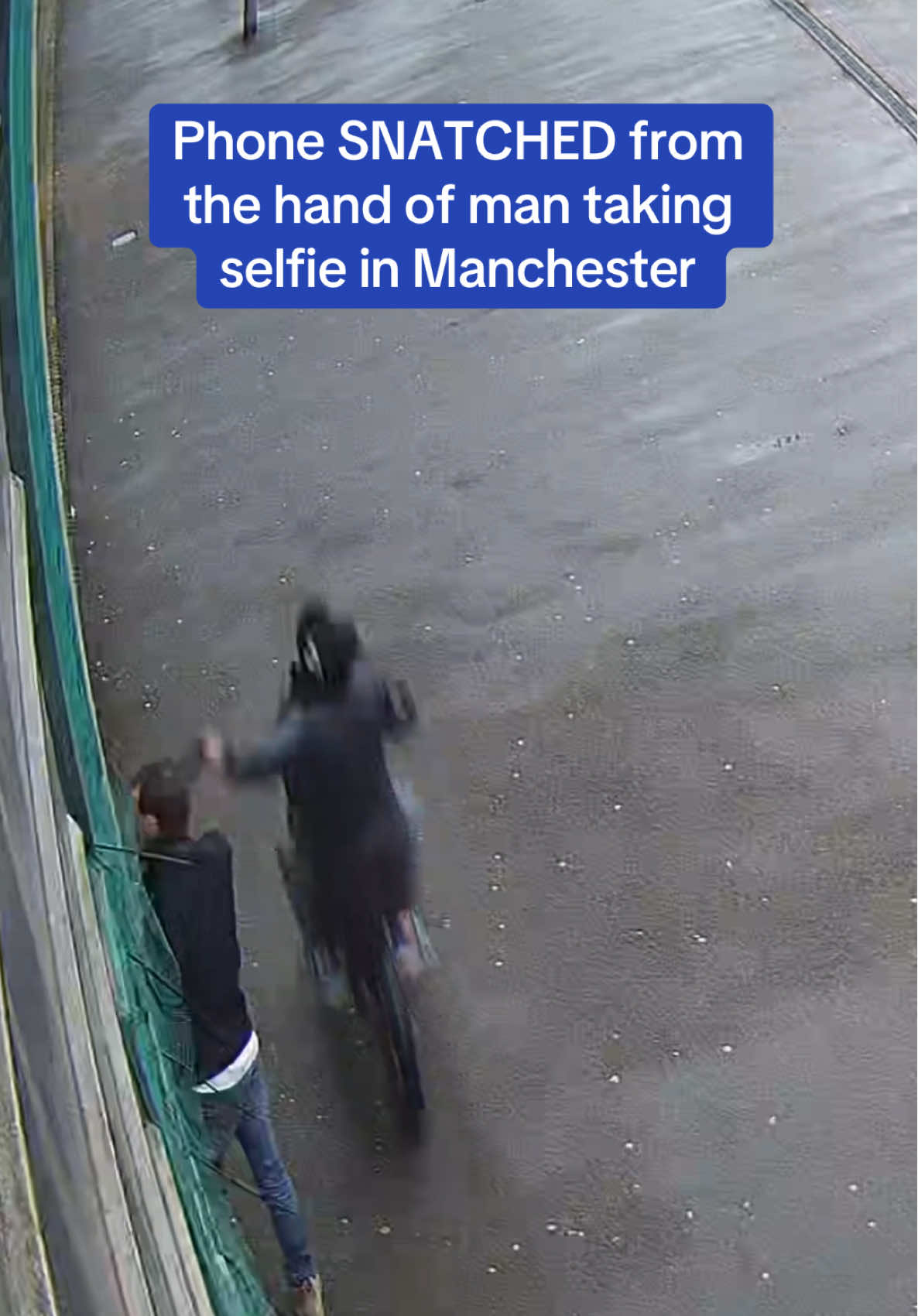 Shocking footage captures the moment a phone thief brazenly swipes a man's mobile while riding an e-bike. Michael 'Mickey' O'Leary, 20 has been jailed for more than 4 years. 🎥 SWNS #phonestolen #phonethief #ebike #manchester #theft #stolen #news 