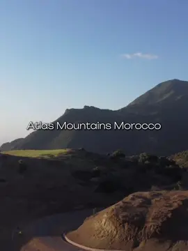 Chill 😆 #morocco #🇲🇦 #viral #atlas #mountain #fyp #foryouu #pourtoi #chleuh 