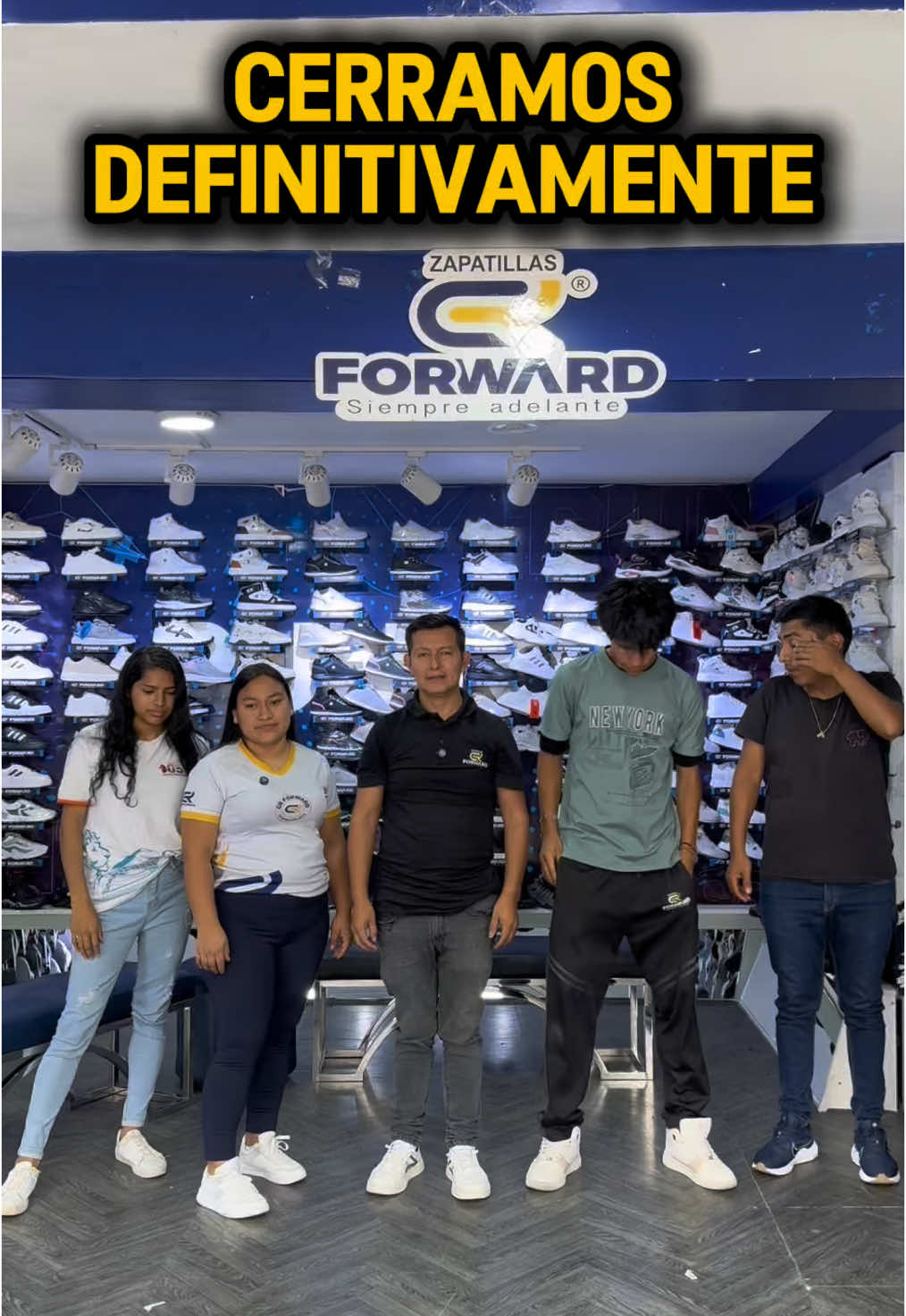 Cerramos definitivamente el local de Huallayco 474 #CrForward #zapatillas #originales #huanuco_perú🇵🇪 #gamarra