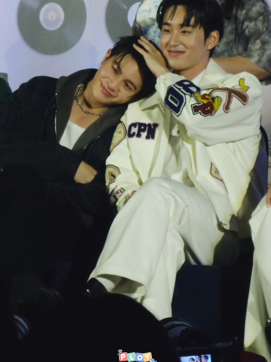 เขินแหละดูออก 🤭 ~♡ @Zloty @est_rvp ♡~ THAMEPO FIRST BEAT #ThamePoSeriesEP1 #WilliamEst #Williamjkp #est_rvp