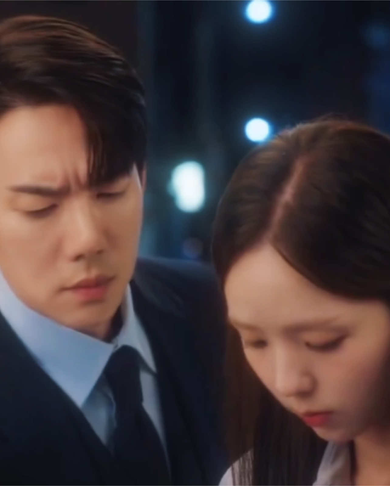 He had me squealing here , he is down bad #whenthephonerings #yooyeonseok #chaesoobin #hangheejoo #baeksaeon #heonamjoon #jangyuri #kdramaedit #kdrama #kdramarecommendation #kdramalover #viral #edit #fy #fyp #foryou #whenthephoneringskdrama #netflix