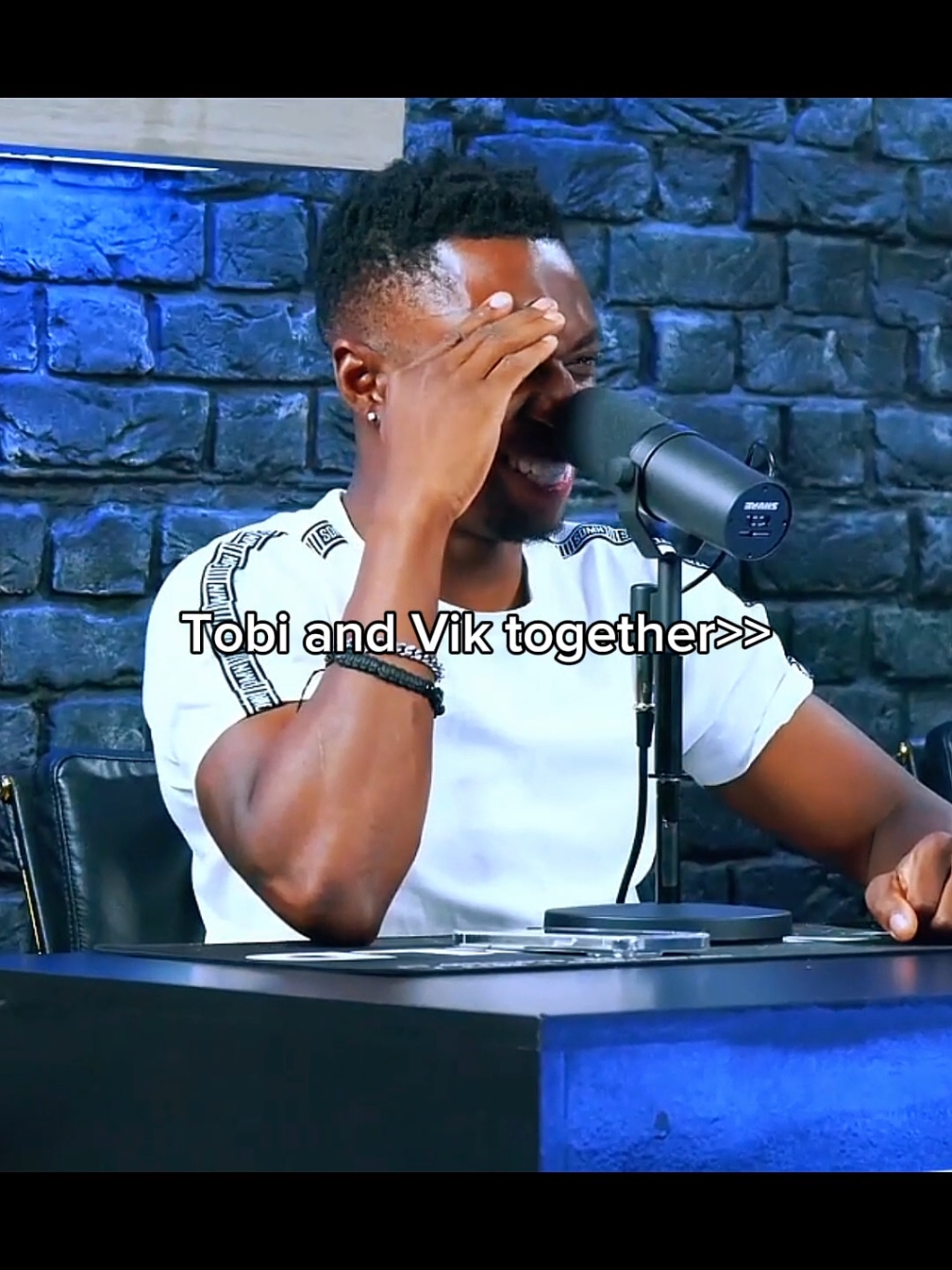 Such an underrated duo 🥰 #tobjizzle #vikkstar123 #sidemen #ksi #behzinga #miniminter #w2s #zerkaa #fyp #xybca 
