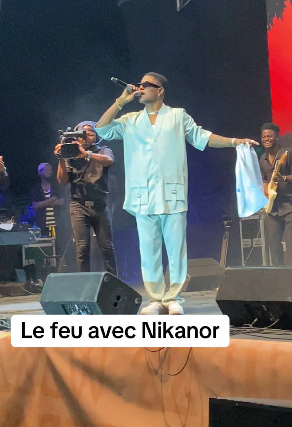 @Nikanor_officiel met le feu sur le festival des masques à porto novo #festivaldesmasquesporto #pourtoii #cotonou229🇧🇯 