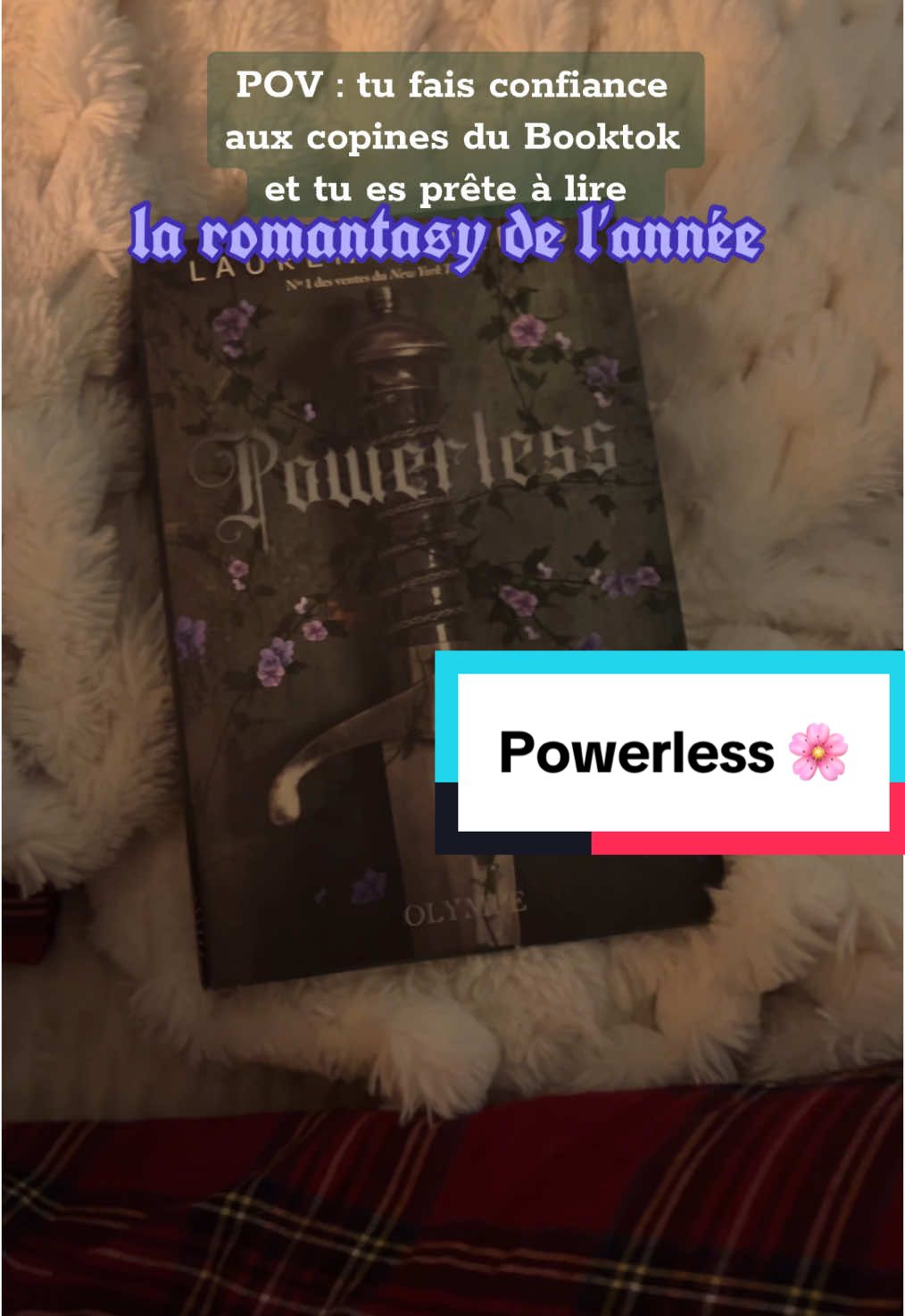 POV : je pleure si j’aime pas. 😭 #BookTok#booktokfrance#powerless#powerlesslaurenroberts#romantasy#livre#romance#fantasy#lecture#enemiestolovers  