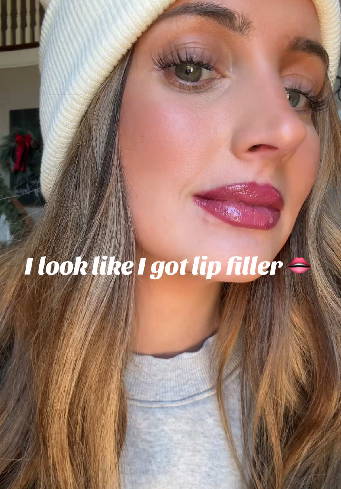 This lip stain to over line the lips is just too good!!! Im so impressed #lipfiller #lipstain #makeup #lipgloss #fyp #virallipstain  @Wonderskin Beauty 