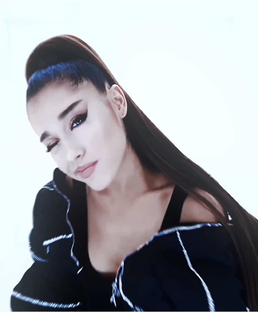 #ARIANAGRANDE :: tysm for 980 followers already 💘 | cc r.e.m.presets scp sceneagb #foryoupage #foryou #viral #arianagrande #brazil @arianagrande 