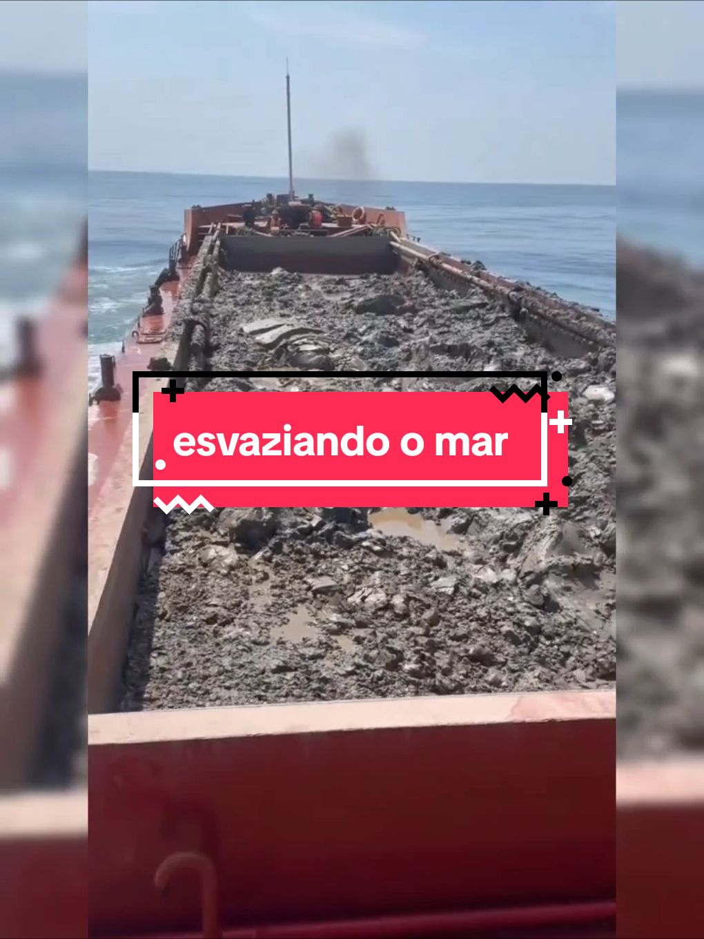 Como esvaziar um mar raso, já tinha visto como é feito?  #curiosidades #tecnologia 