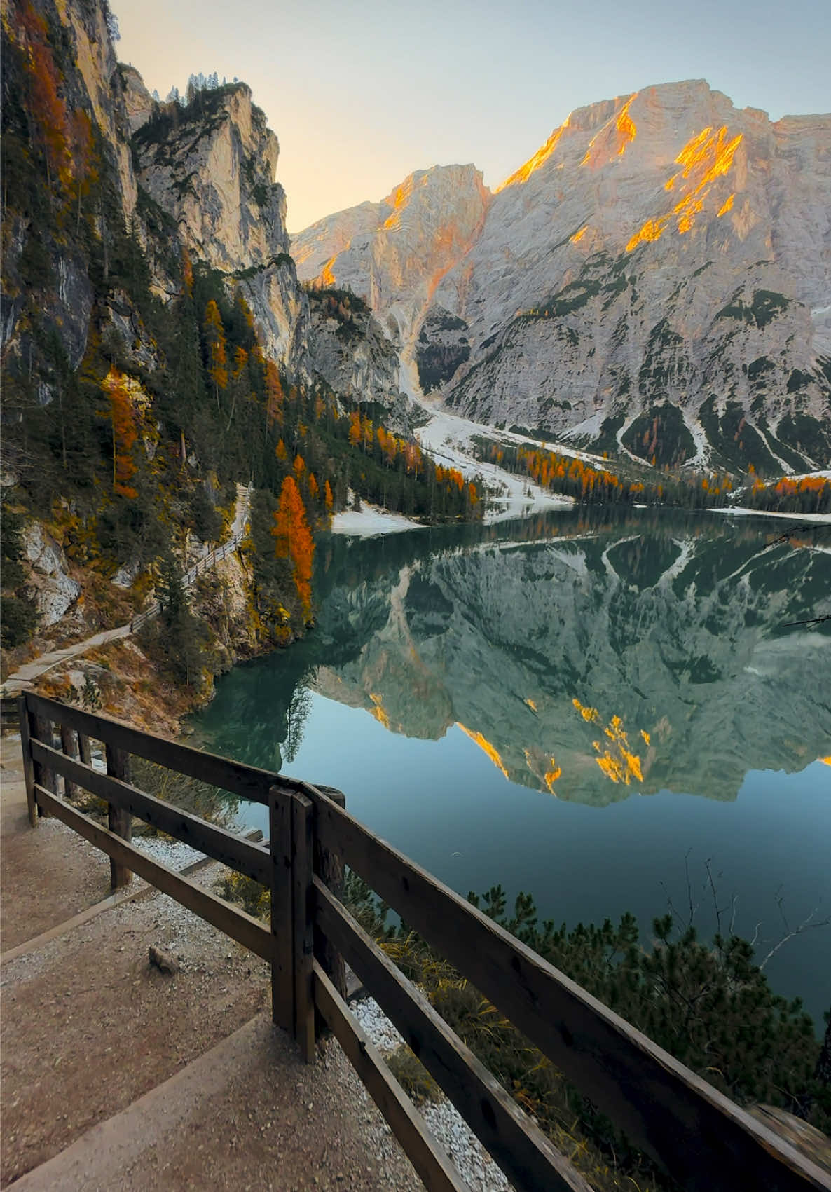 If this is heaven, would you sign up for it? 🙋‍♂️🙋‍♀️ | 📍Lago di Braies / Italy 🇮🇹  | 📷 more wonderful places @giuliogroebert  | 🚐 exploring the world w/ @elena_wuest  | #dolomites #travel #view #nature #naturelovers #beautifulview #viewpoint #travelinspiration #lake #mountain  #sunset