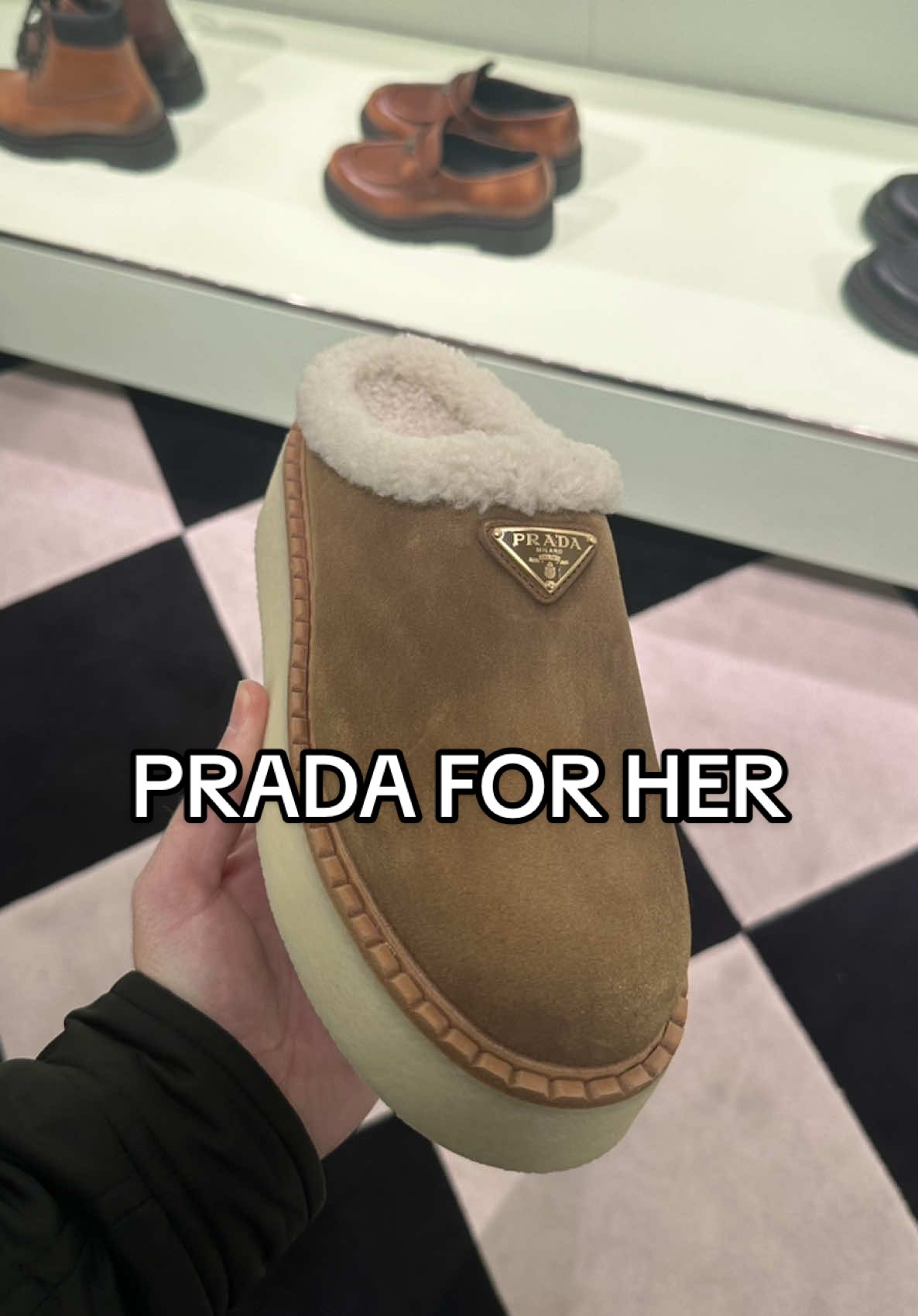 Come shopping @ prada with me for her  JKICKS the best service & Below retail - WIN WIN #prada #forher #style #luxury #selfridges #personalshopper #LUXURYLIFE #designer #london #trend #fyp 