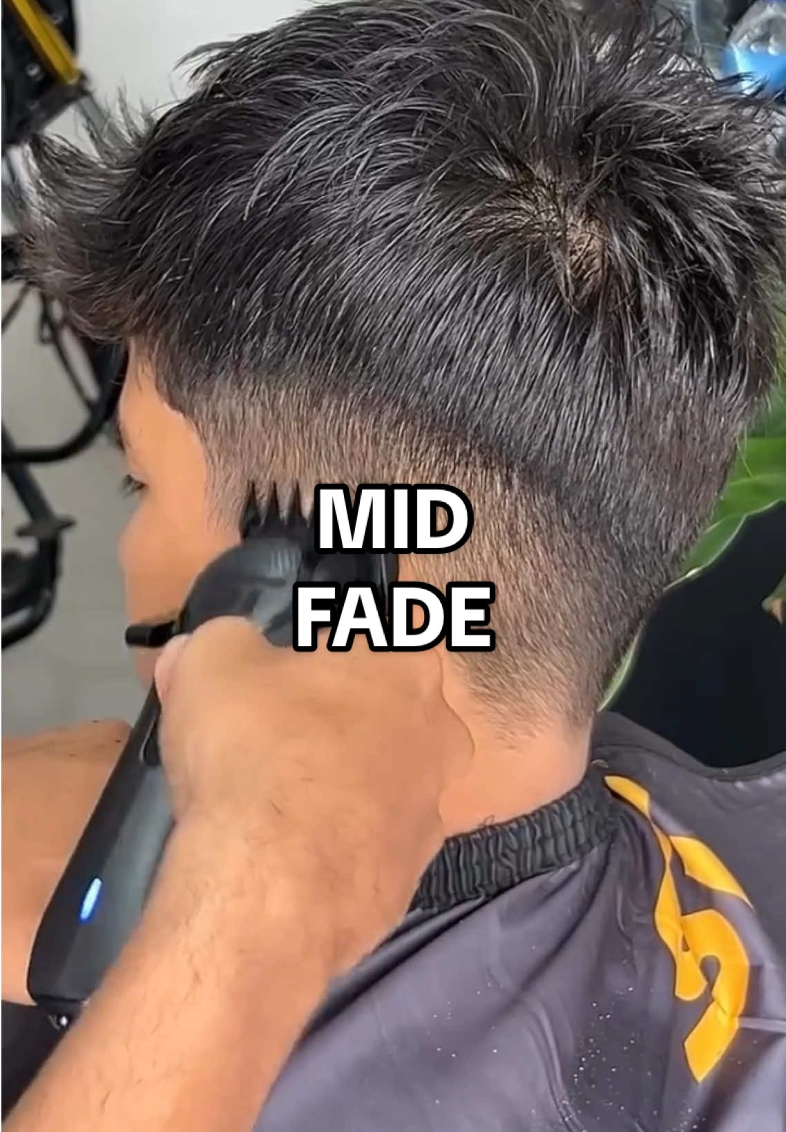 Clean mid fade haircut, all thanks to Supreme Trimmer:  💈DarkStar72 Clipper💈 ⭐️Vector Motor ⭐️8-12k RPM ⭐️3 hour run time  💈Recharge Trimmer💈 ⭐️Smart Dock + USB Charger ⭐️Removable Battery ⭐️Powerful Motor  💈Crunch Foil Shaver💈 ⭐️Waterproof ⭐️Hidden Battery Display ⭐️Hypoallergenic free