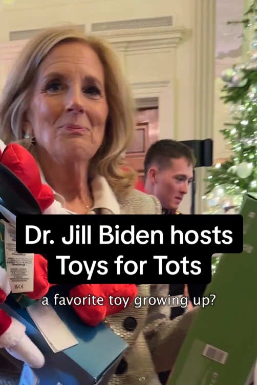 The holiday season is in full effect at the White House as First Lady Jill Biden hosts military families during a Toys for Tots events. Find out which toy was her childhood favorite. 🎥: @Mya Vinnett 