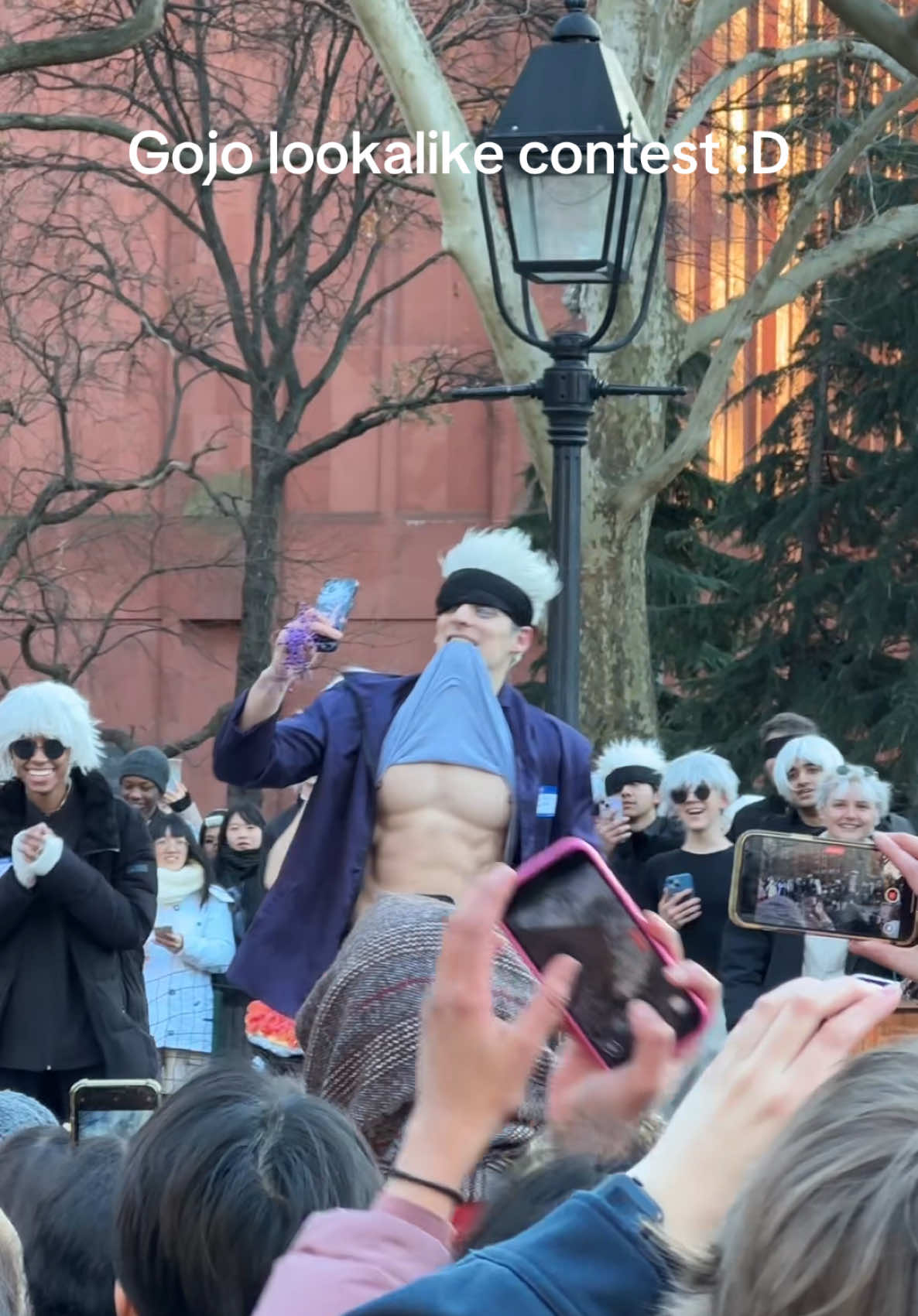 Idk their user but omg #gojo 