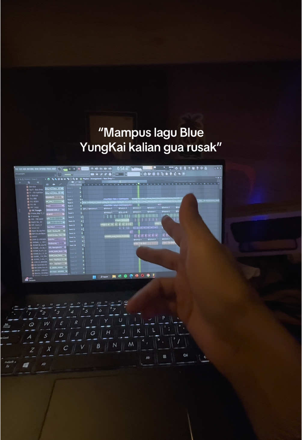 Jangan di hujat plisss hehehe. Blue Yung Kai Versi Jedag Jedug