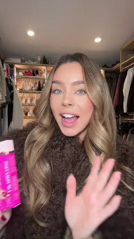 #toofacedpartner I’m obsessed 🩷 Make sure to check out the @Too Faced Lip Injection Extreme Plumping Clicks available at @Ulta Beauty 
