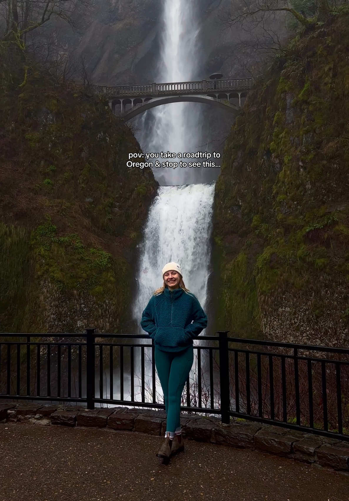 The best time of year to see Oregon’s waterfalls 🌧️🌿 #oregon #usatravel #roadtrip #pnw #hikingadventures 