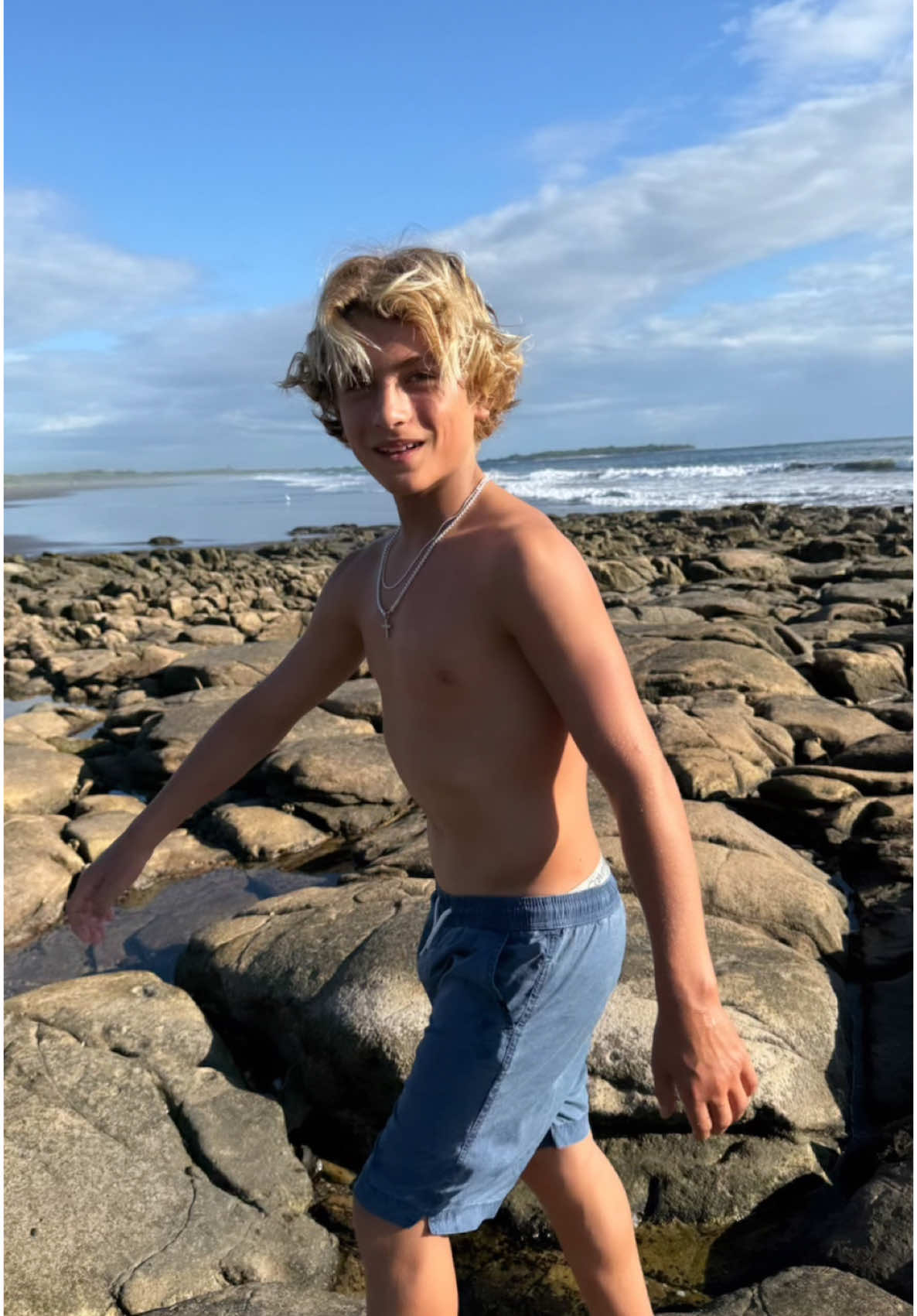 Only a surfer knows the feeling of screaming like a little girl 😂🤪😋🙏🤙 🌊 🏄🏼‍♂️ #travel #surfer #surferboy #beachlifestyle #kingnicol