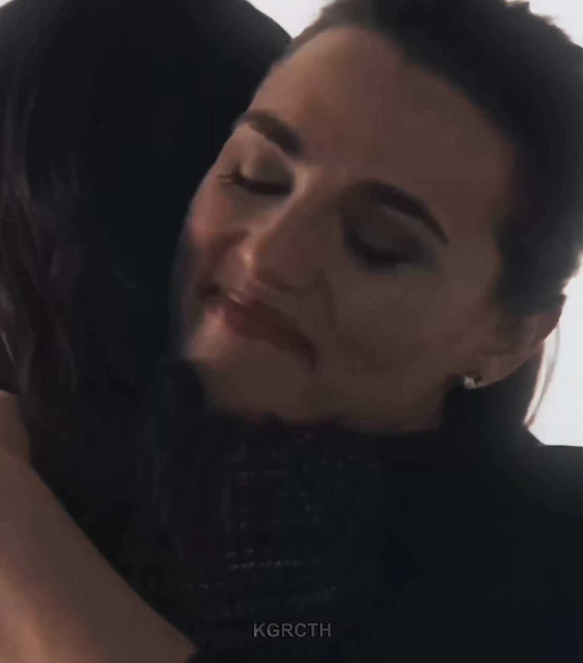 missing my world-saving, billionaire, philanthropist, genius CEO gf a little extra recently 😞 | spc: @LLXTHOR | #supercorp #supergirl #katiemcgrath #lenaluthor #supergirlcw #katiemcgrathedit | dt- @camila⸆⸉ @luthnrk @lcvefels @ally⸆⸉ @amandalorian 🪐 @jimena @cheryl 🎀༘⋆ @chloe ౨ৎ @𝔡𝔞𝔫𝔫𝔶 @willow! 