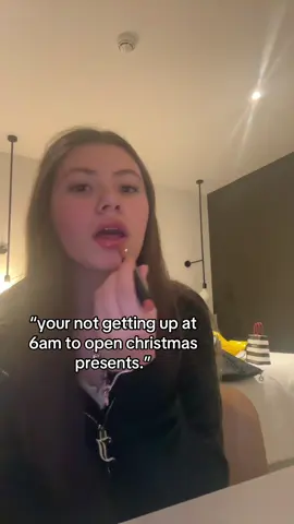 yes i am. #foryou #foryoupage #christmas #presents #wakingup #early 