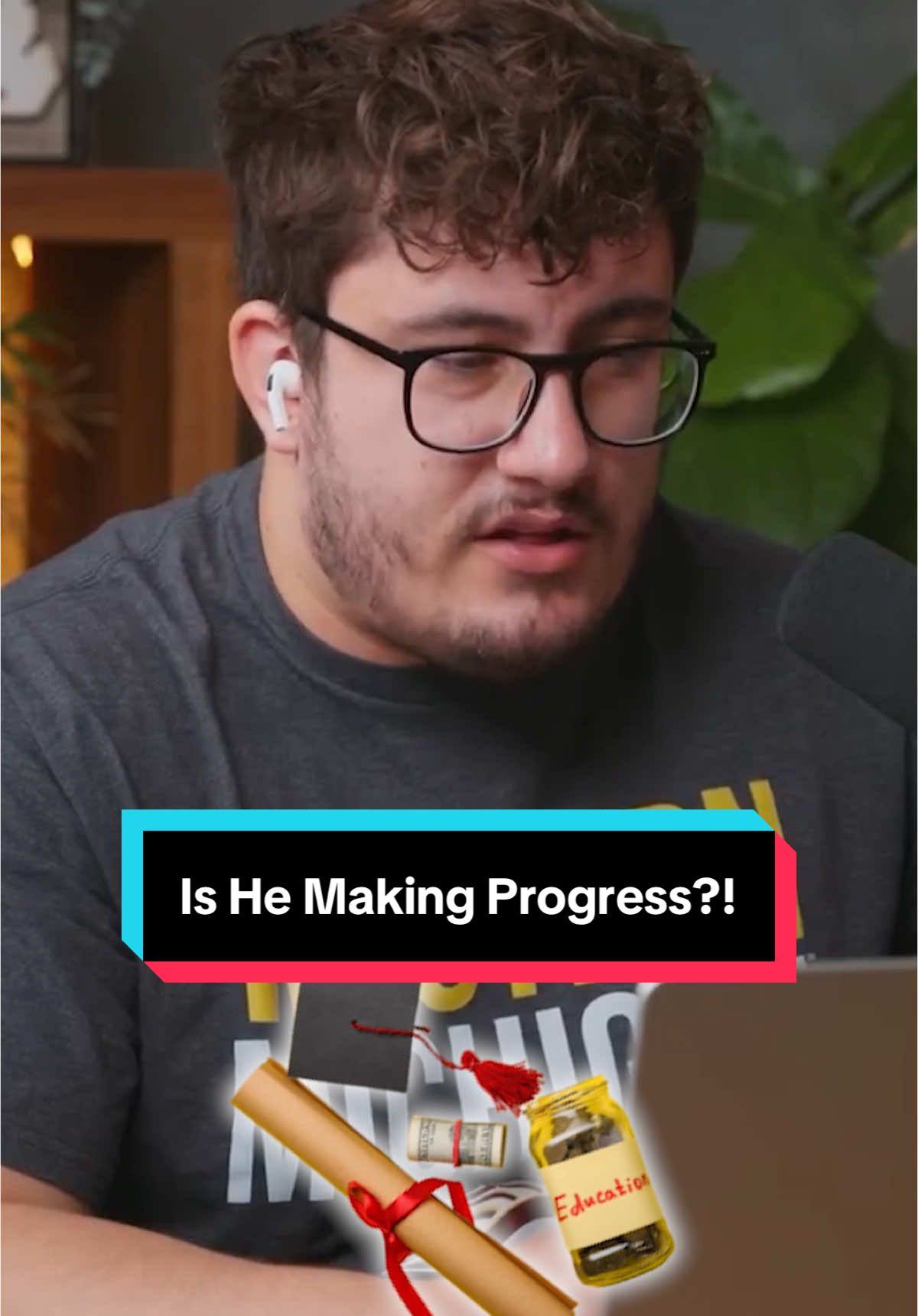 Is He Making Progress?! #financialaudit #moneytok #golftiktok 