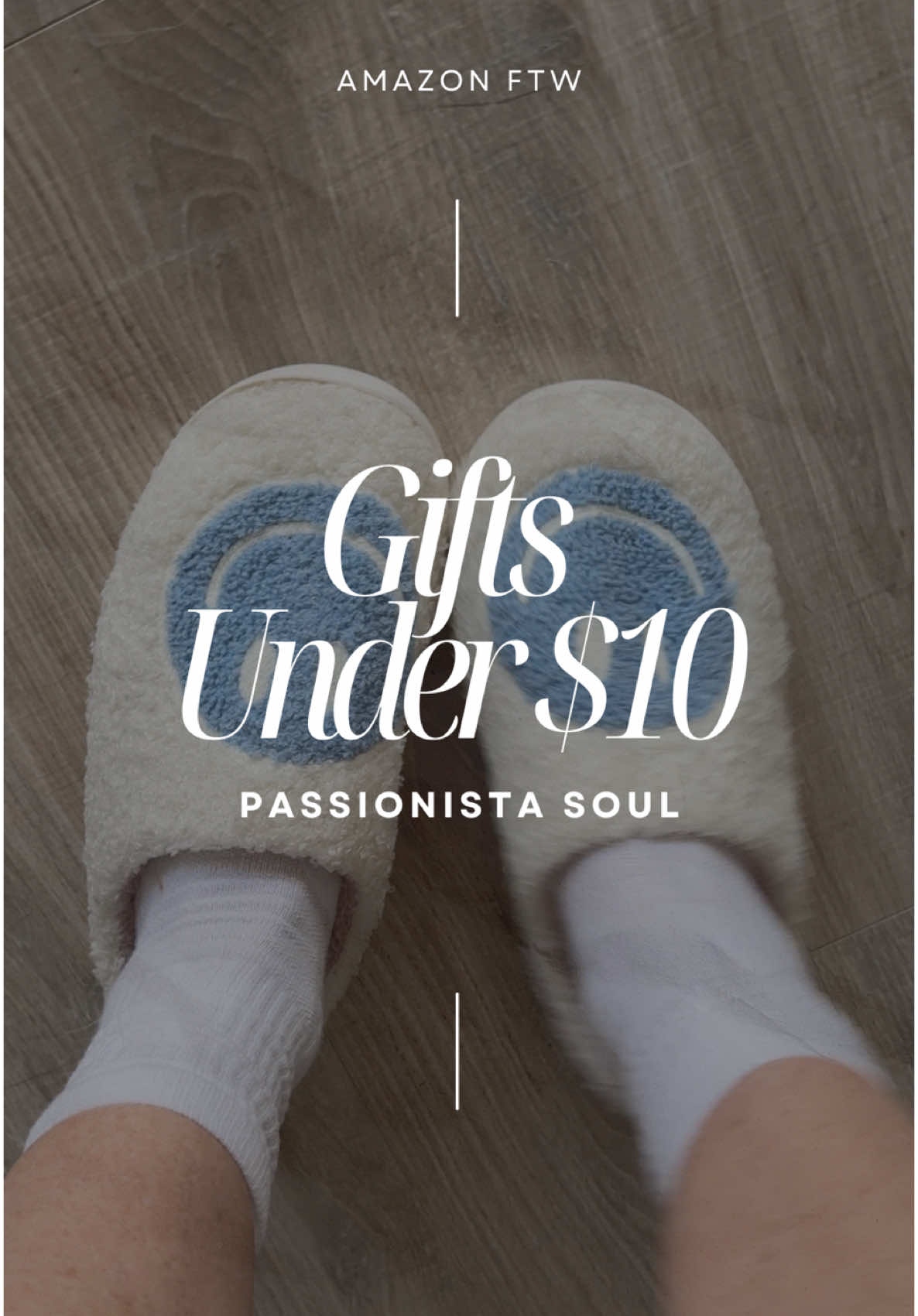 Holiday gift ideas under $10!!  Love an affordable gift that people actually want! #giftsunder10 #giftidea #affordablegifts 