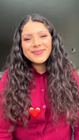 get ready with me! #fyp #mexicancreator #postingeveryday #tiktokgrowth #trending #latinainfluencer #grwm #makeupgrwm #makeup 