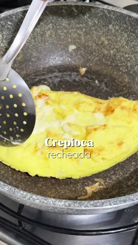 Crepioca recheada🍳#receitasfaceis #receitas #receitasfit #receitassaudaveis #receitasimples #receita #CapCut 