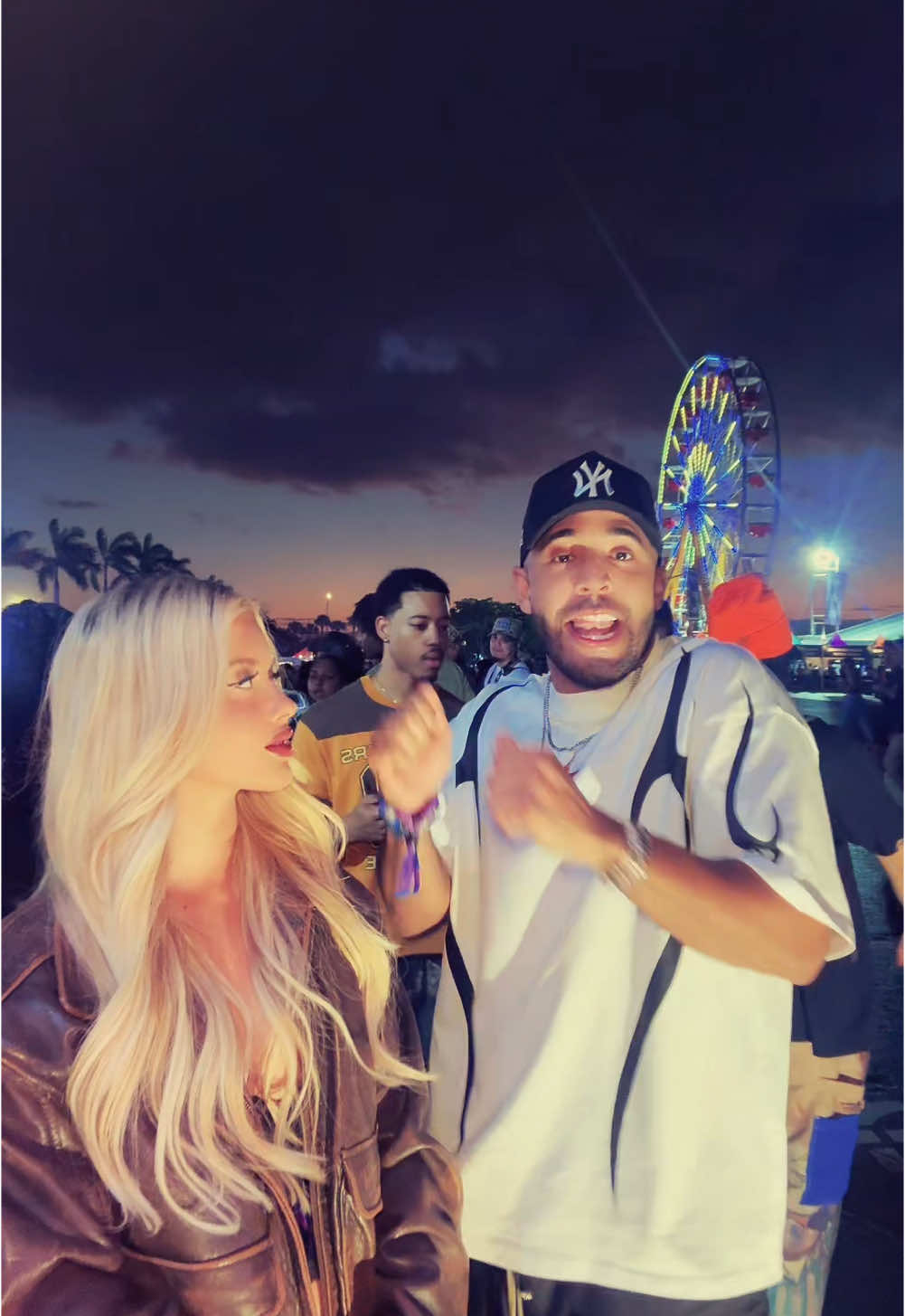 Rolling loud szn @kaylor @BeatBox Beverages🧃 #fyp #foryou #LoveIsland #nausty 