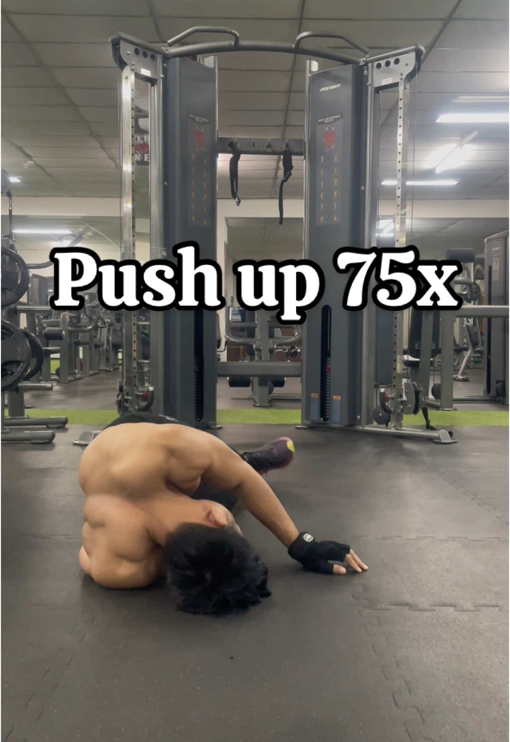 Push up adalah Salah satu cara favorit saya untuk membentuk otot dada dengan cepat. #pushupchallenge #pushups #pushup 