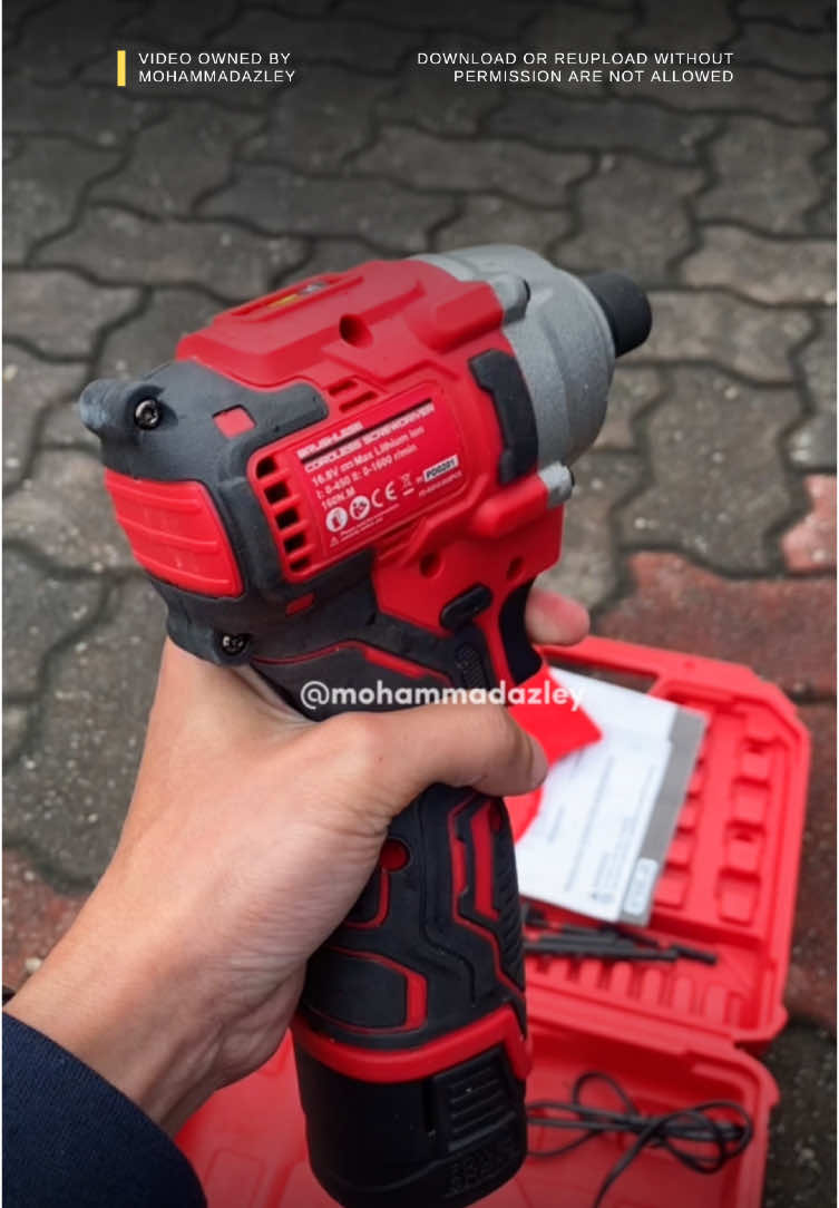 Impact driver yang padu untuk semua tukang-tukang diluar sana, boleh buat macam-macam kerja, motor brushless, boleh adjust speed, body solid paduu.. Rugi tak grab, cepat grab sebelum sold out 😁😁 #impact #drill #hammer #impactdrill #cordless #hammerdrill #impactdriver  