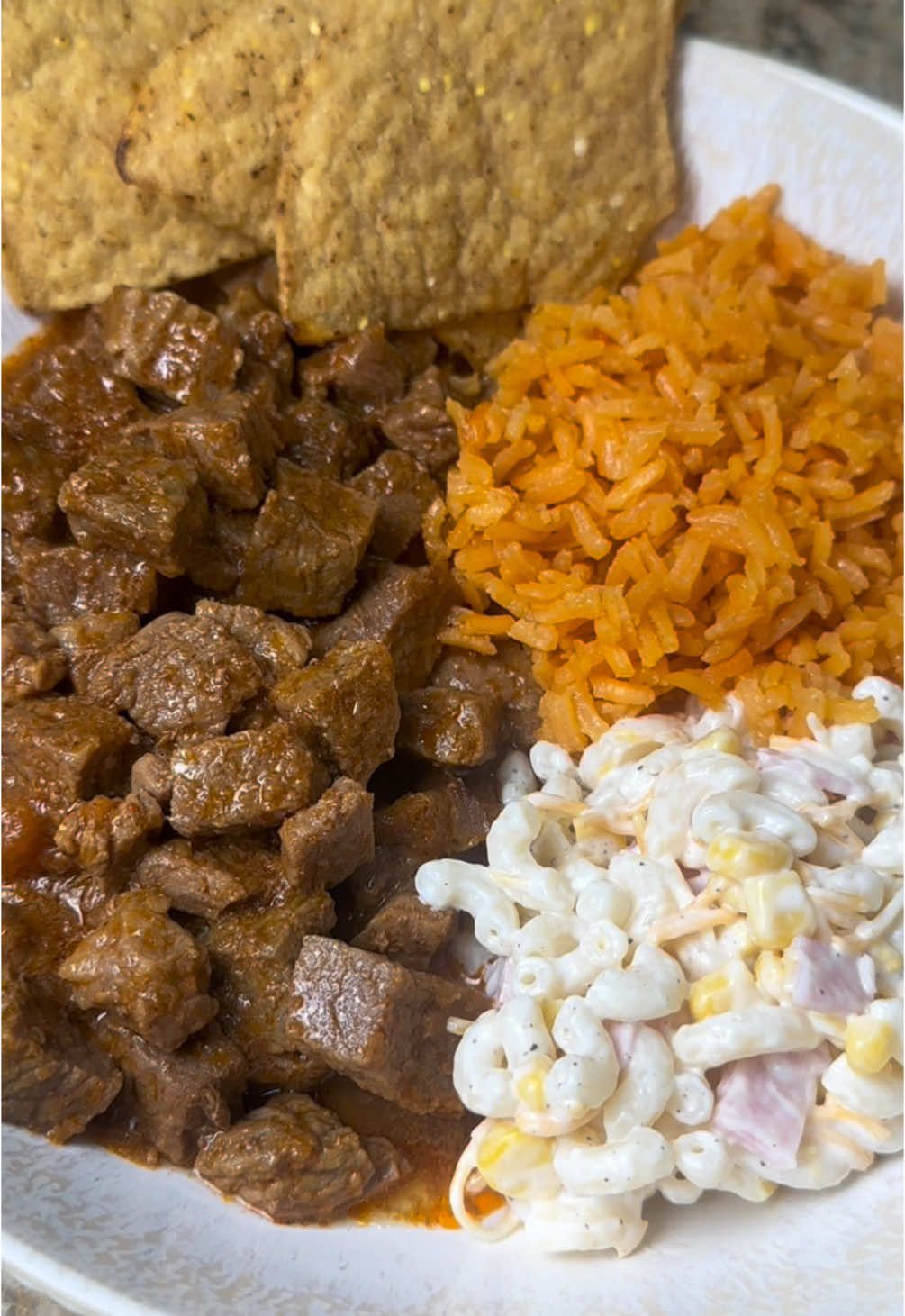 Cena de Hoy! Ustedes que van a cena? Carne guisada , Arroz y ensalda de coditos ❤️🫶🏻 idea para la cena - Dinner ideas #cena#menu#comida#comidamexicana#carneguisada#arroz#ensalada#paratii#fypシ#mexicantiktok#