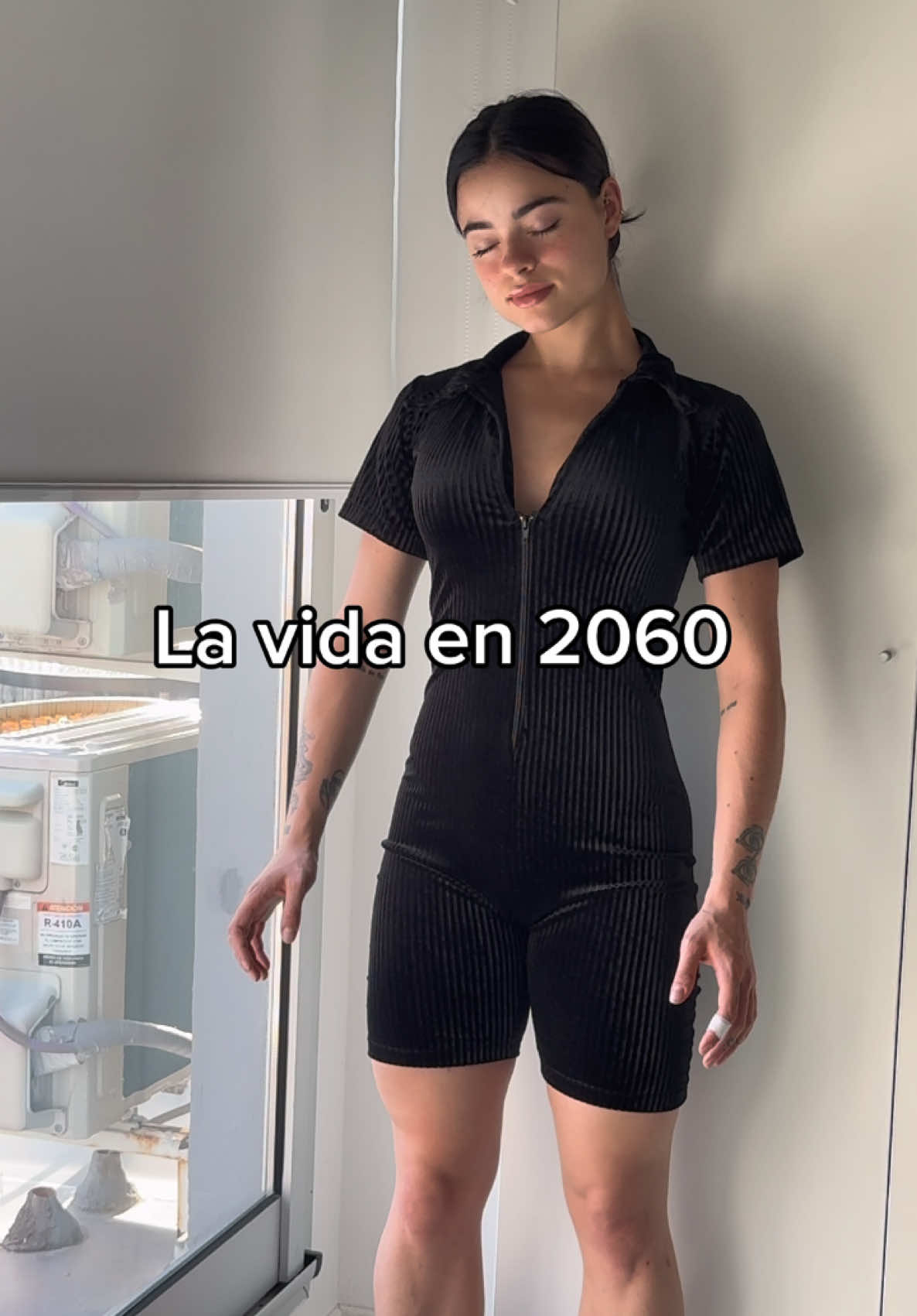 Aca les presento mi robot evolucionado3.4 disponible en el 2060 #future #robot #fyp #foryouu 