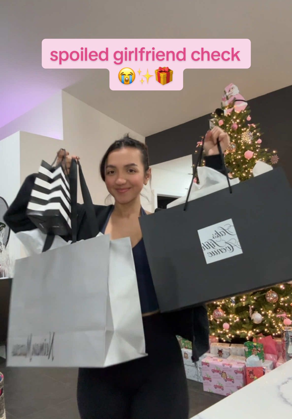can you tell which were my favs 😭 s/o to my mans  #unboxing #unboxinghaul #luxuryunboxing #gucci #dior #spoiledbrat #spoiledgirlfriendcheck 