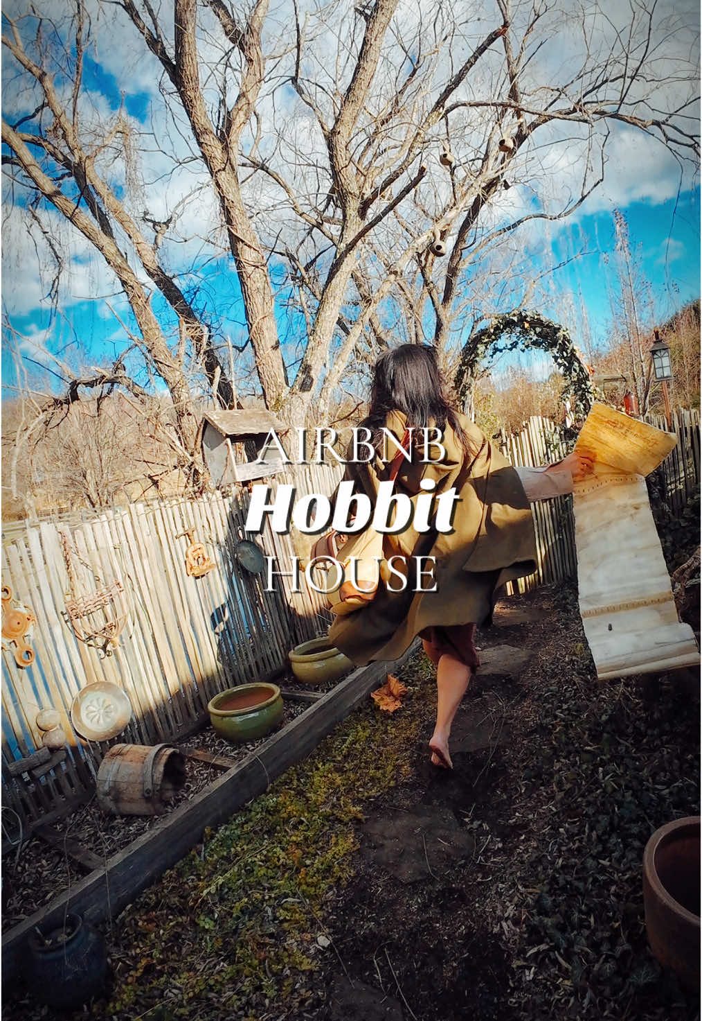 We found the CUTEST Hobbit house!! #lotr #cosplay #hobbit #shire #tolkein #lordoftherings #bilbo #travel #airbnb #vacation #traveling #travelbucketlist #PlacesToVisit #hobbitcore #hobbits #cozy #cozyvibes #airbnbfinds #travelfinds #rarefinds #lotrtok #thehobbit 