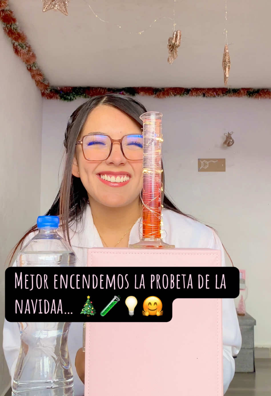 Respuesta a @pankesito777 Ya no más críticas a mi arbolito 🌲😪🙅🏻‍♀️…🧪✨