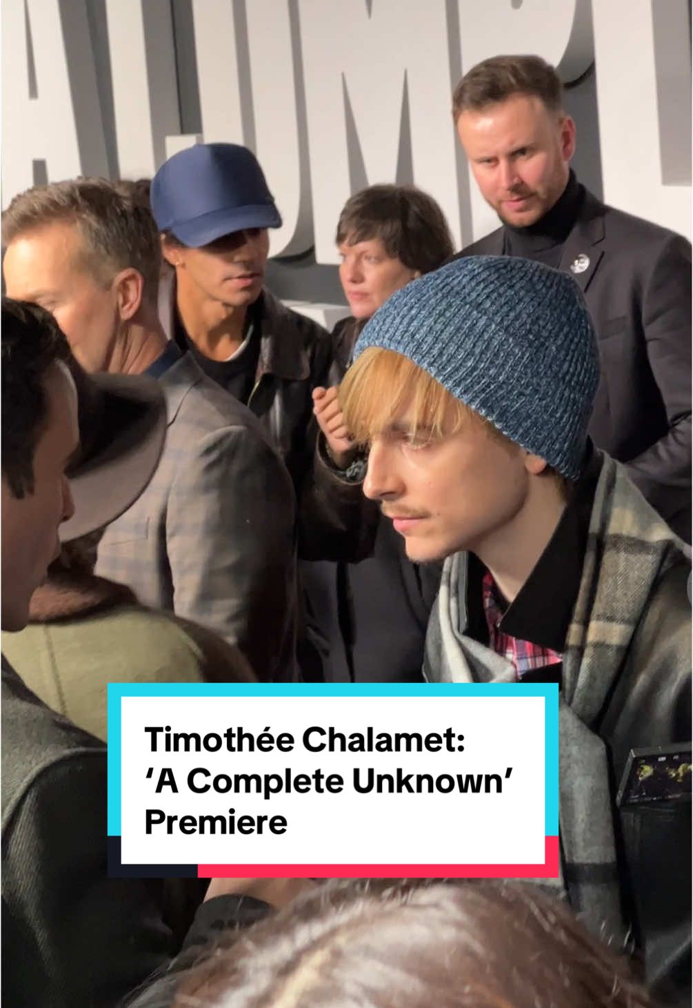 #TimotheeChalamet debuts a new look at the New York premiere of ‘A Complete Unknown.’  #ellefanning #acompleteunknown #bobdylan #dune  