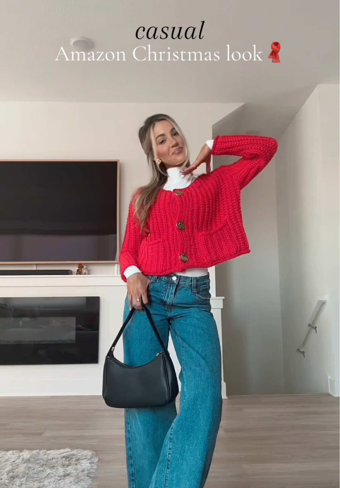 Casual Christmas look ❤️🧣 #casual #widelegdenim #christmasoutfit #ChristmasLook #holidaylook 