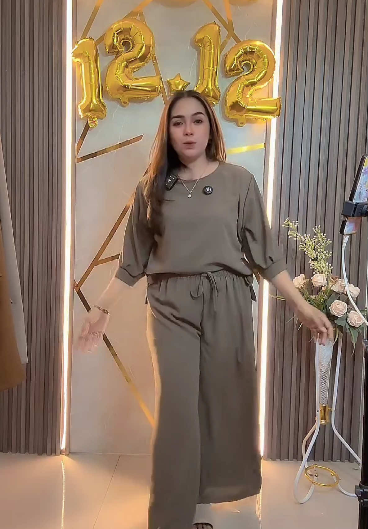 Join live sekarang harga promo #LIVEhighlights #TikTokLIVE #LIVE #ootdfashion #ootdhijab #onesetjumbo #bajusetelan #bajusetelan #bajukekinian #trend2025 #promoguncang1212 