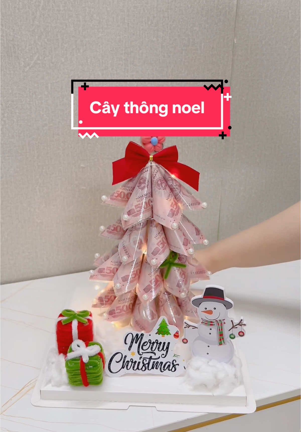 Top những món quà nên được tặng vào mùa noel Top 1: Cây thông noel bằng tiền 💗💗 #1997florist #hoatiensaigon #quanoel #noel #viral #xuhuong 