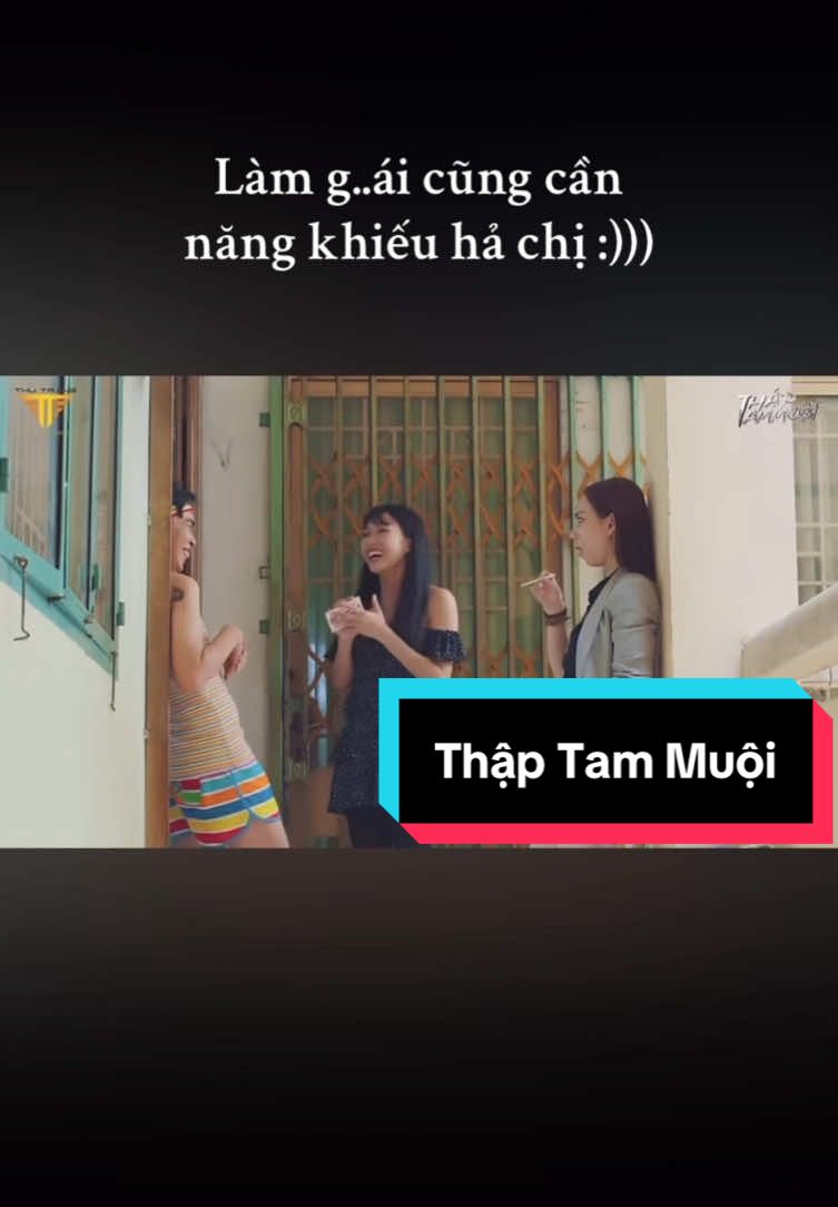 Mọi người lưu ý ngành nghề gì cũng cần bằng cấp nghen 😂😂😂 #thaptammuoi #thutrang #dieunhi  #haihuoc #reviewphim#reviewphimtiktokgiaitri #phimvietnam #foryou 